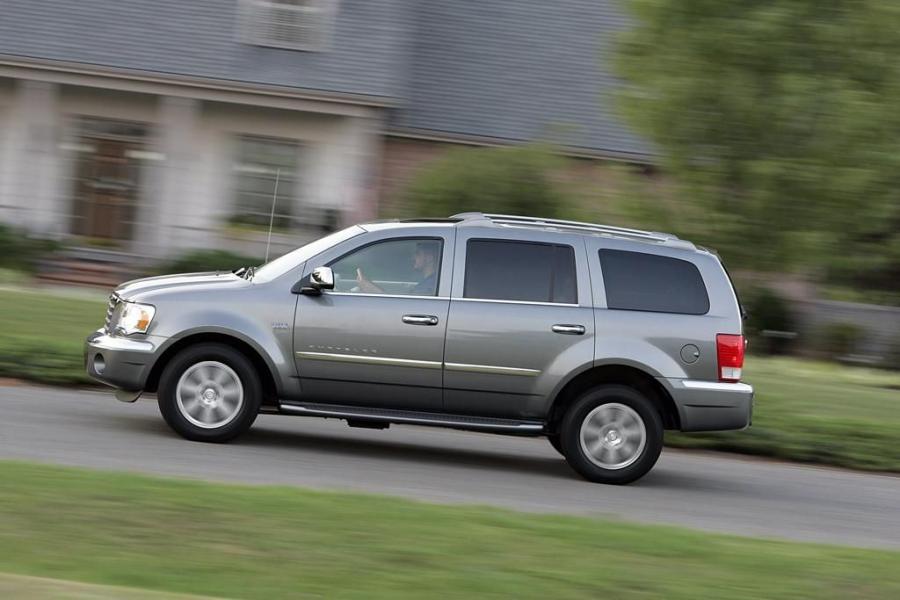  Chrysler Aspen Hemi Hybrid 2009 года  (фото 3 из 4)